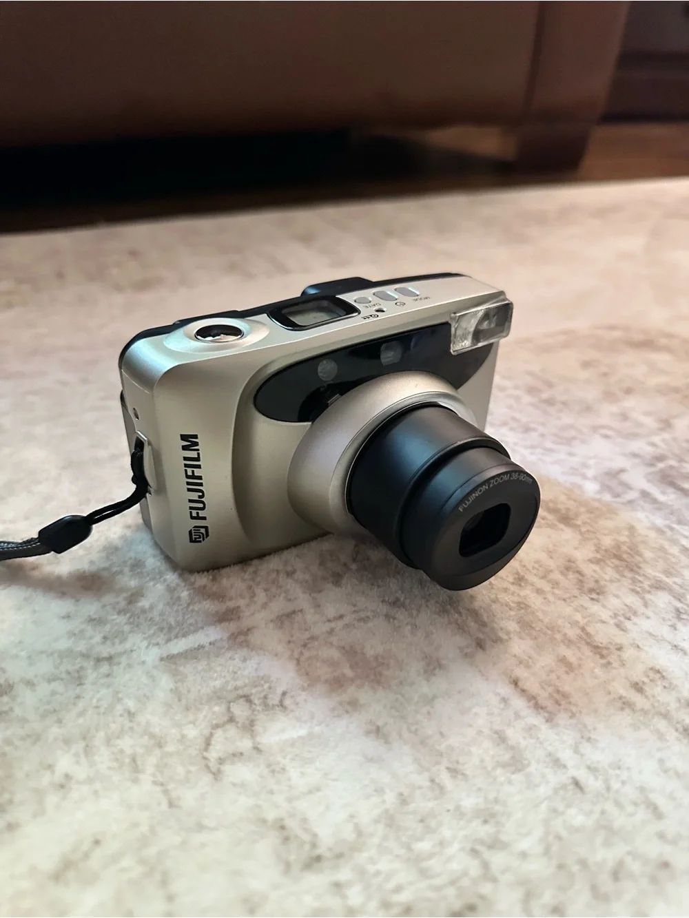 Fujifilm Zoom Date 90 35mm Point & Shoot Film Camera Silver
